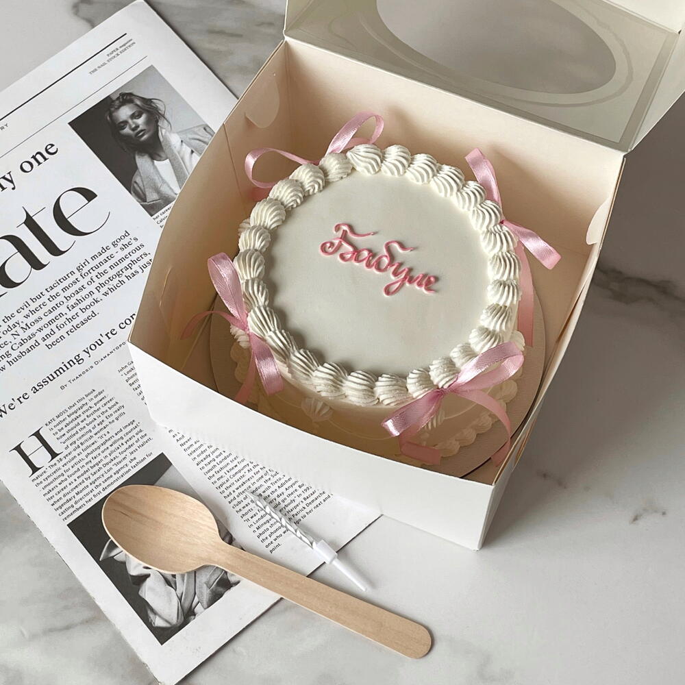 Бенто-торт бабушке в стиле Ламбет с бантиками