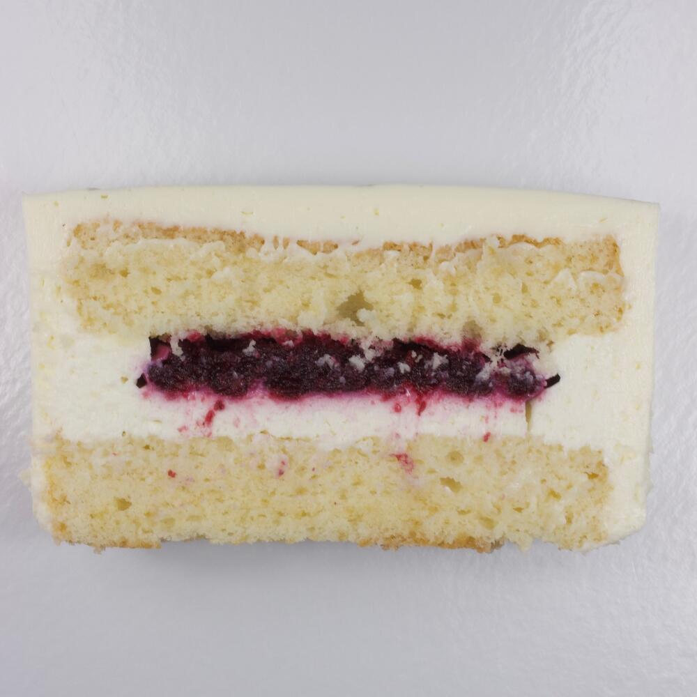 Бенто торт Без паники, ты не старенькая подруге