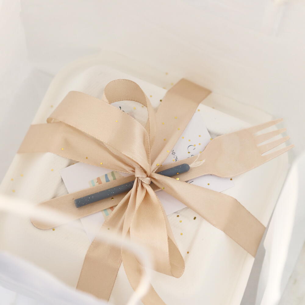 БЕНТО ТОРТ БЛИЗКОМУ ЧЕЛОВЕКУ