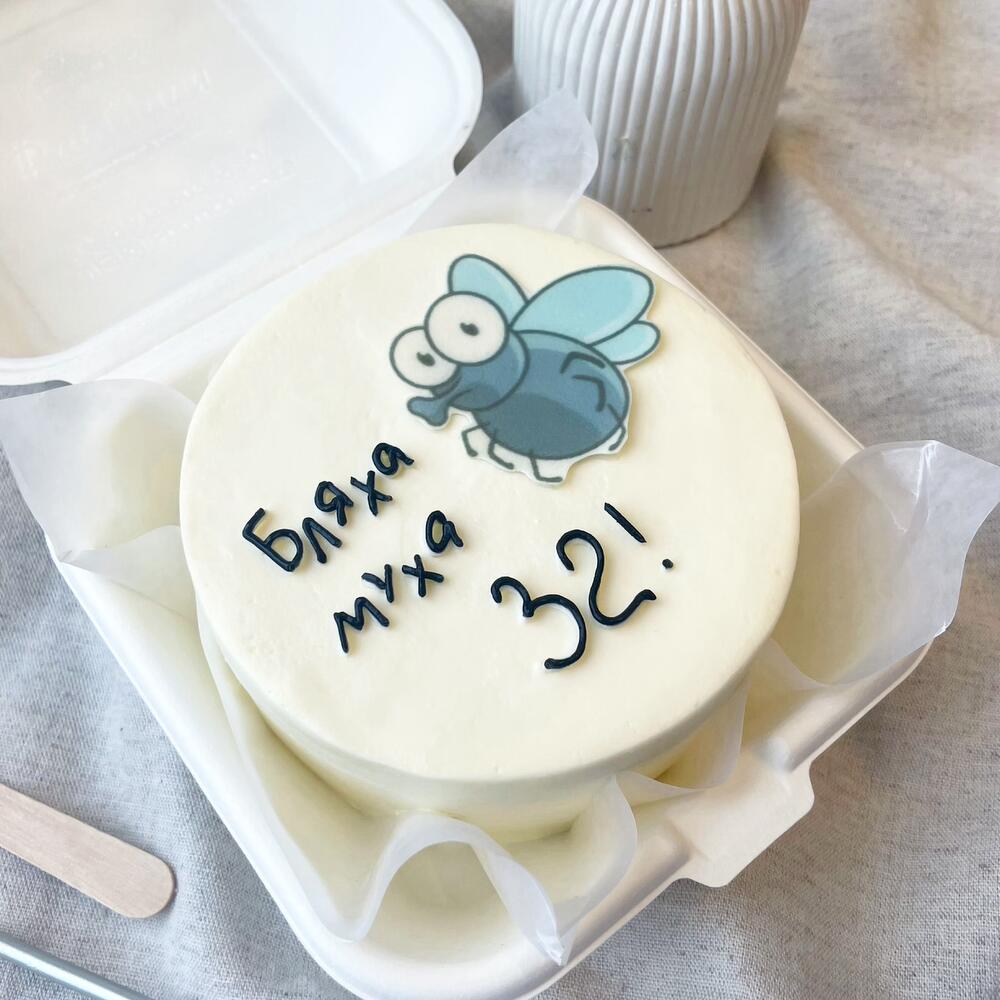 Бенто торт Бляха муха