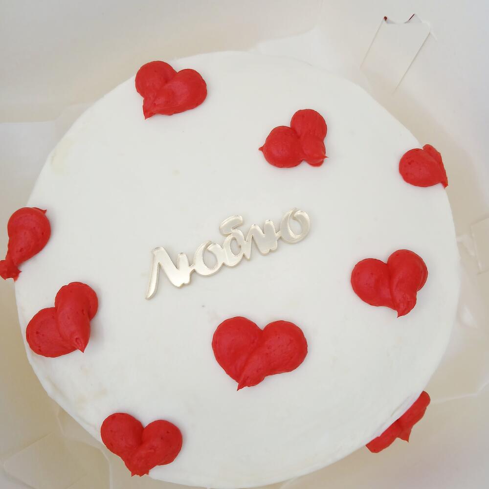 Бенто торт (большой) с сердечками , люблю