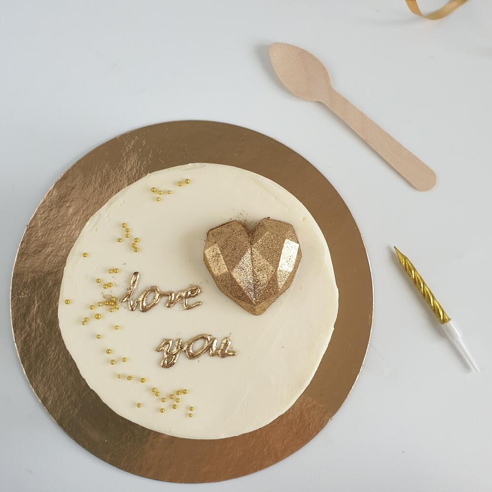 Бенто торт черешня или карамель (на выбор)