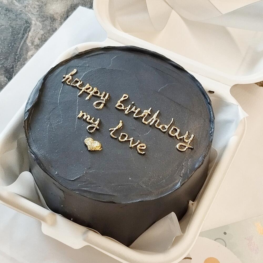 Бенто торт ,черный бенто