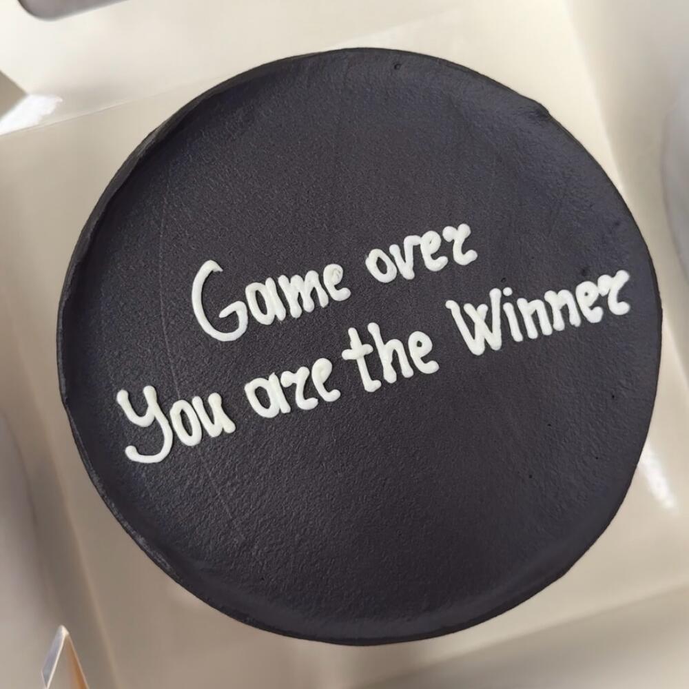 Бенто торт черный game over