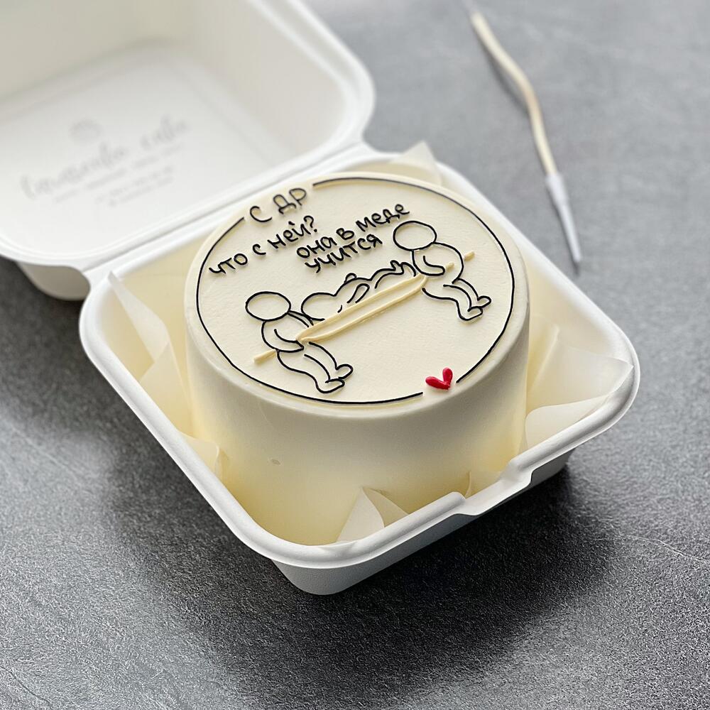 Бенто-торт «Что с ней?»