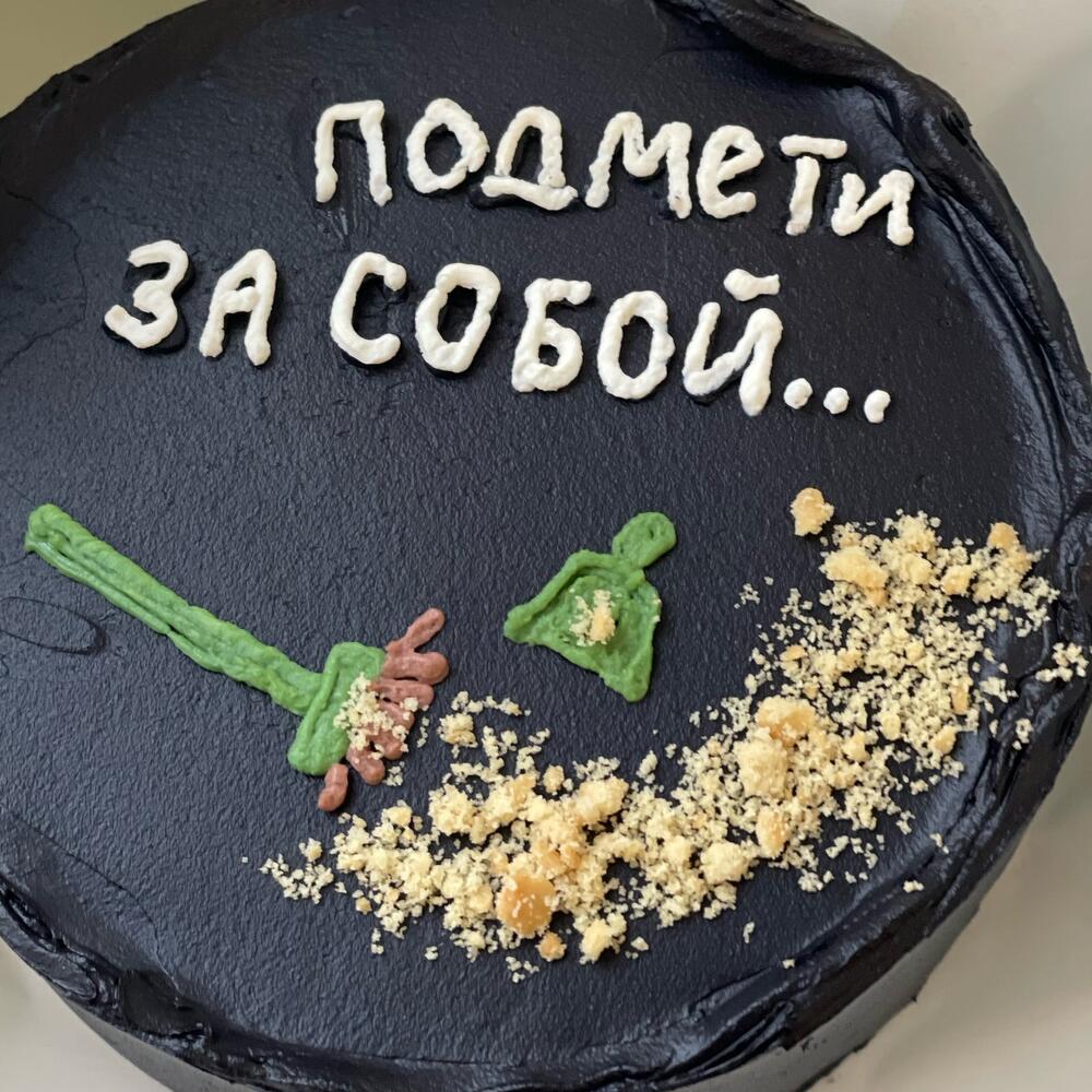 Бенто торт чёрный