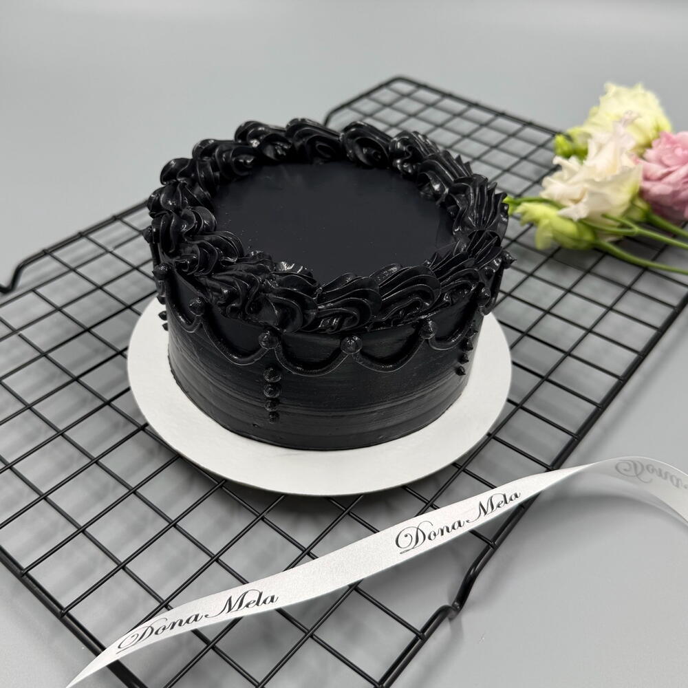 Бенто торт чёрный Ламбет