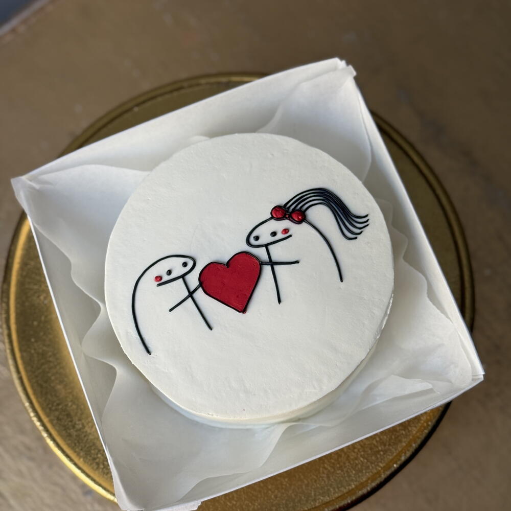 Бенто торт «Держим сердечко»