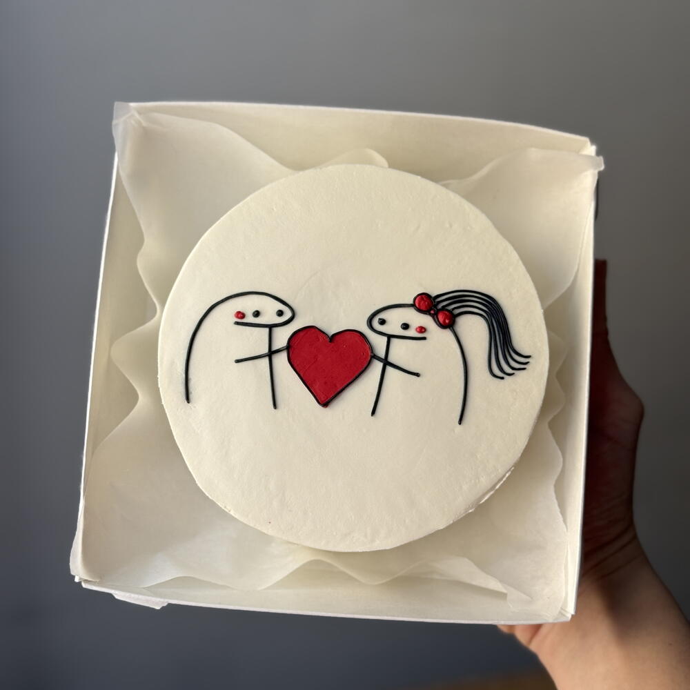 Бенто торт «Держим сердечко»