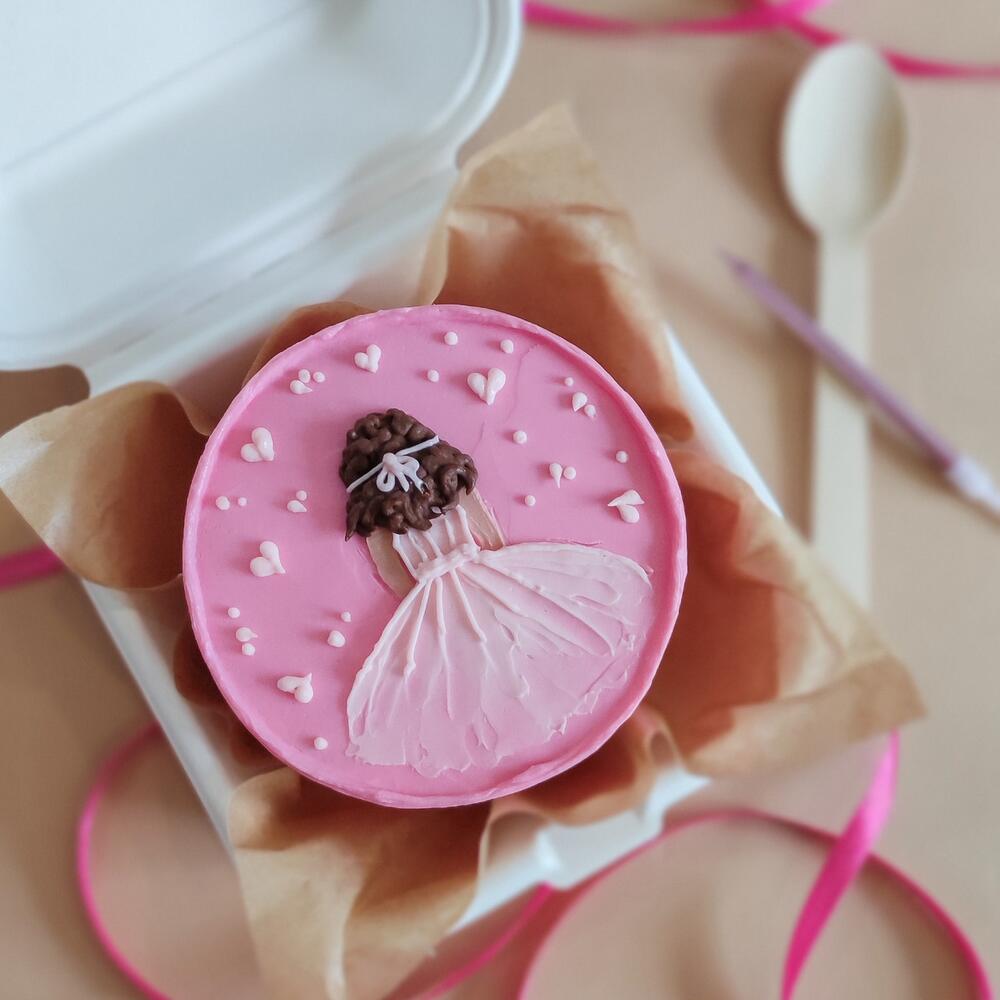 Бенто-торт "Девочка" - хит подарок девочке, маме, девушке, любимой, подруге, коллеге, бабушке, женский подарок