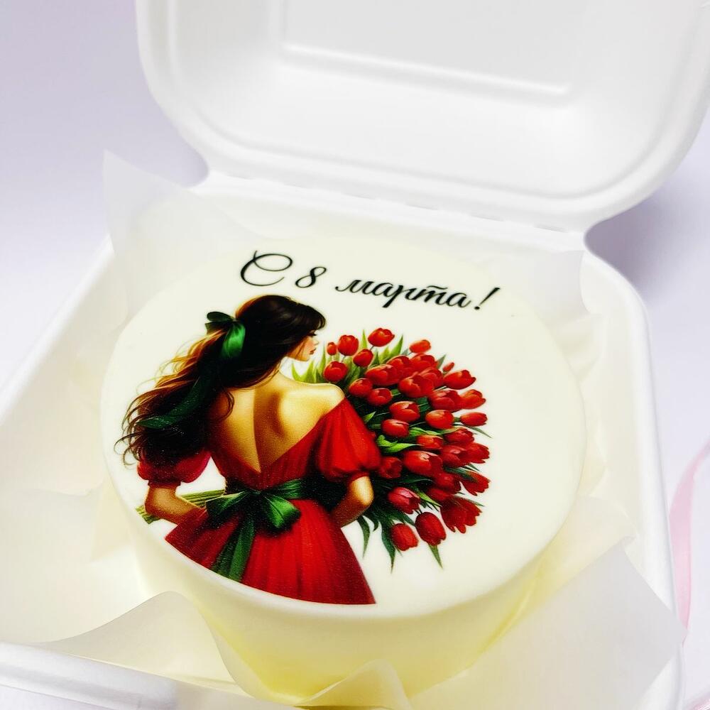 Бенто-торт девушке на 8 марта (красное платье и цветы)