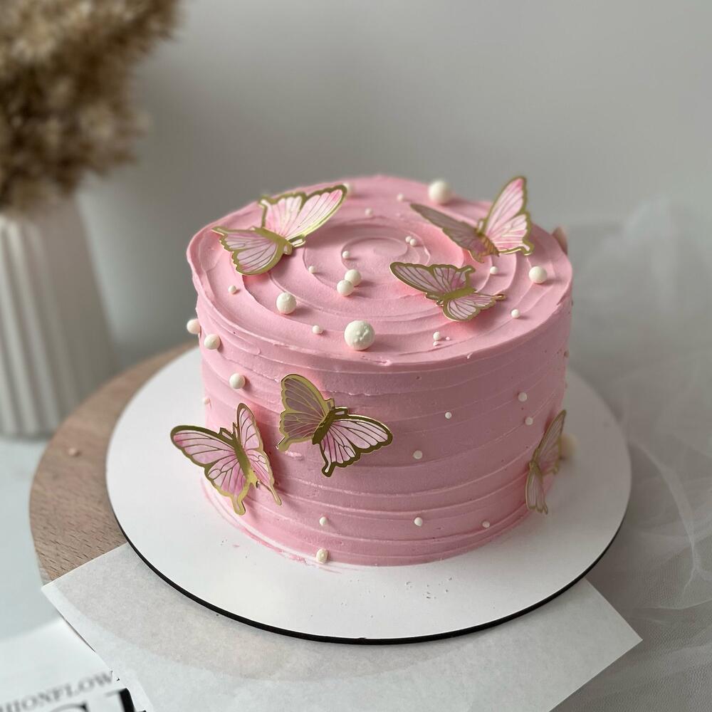 Бенто торт для девушки с бабочками