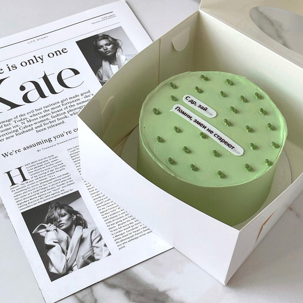 Бенто-торт для девушки «змеи не стареют»