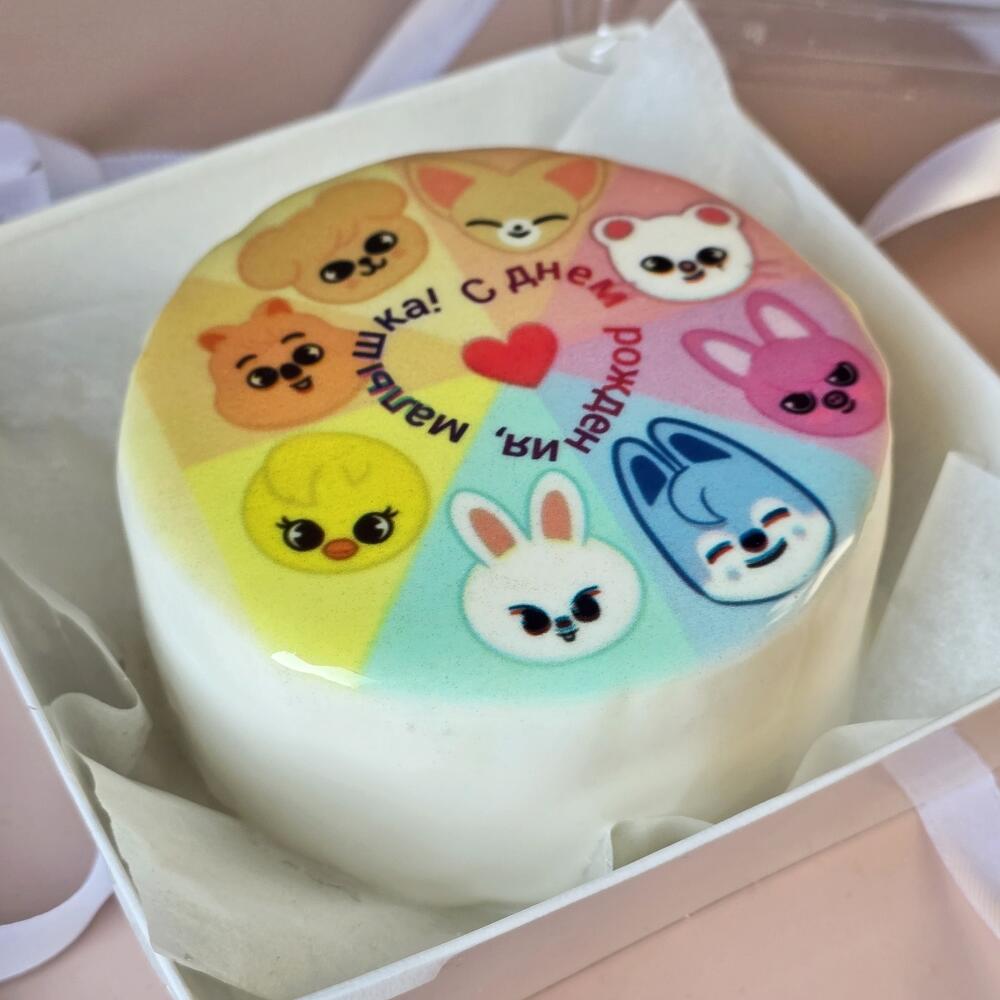 Бенто торт для фаната скз Stray Kids "С Днём Рождения"
