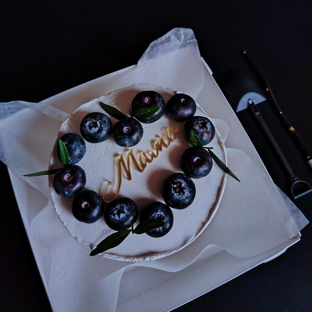 Бенто-торт для мамы с голубикой