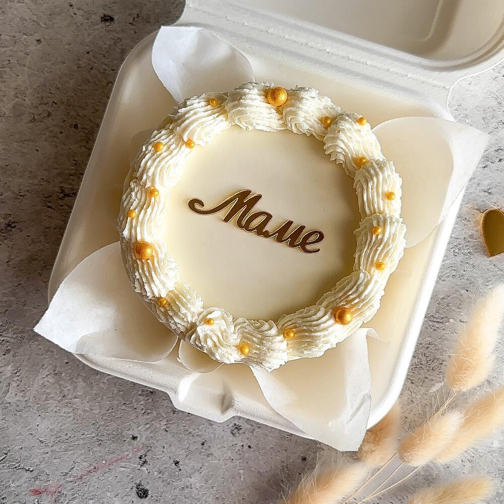 Бенто торт для мамы с топпером