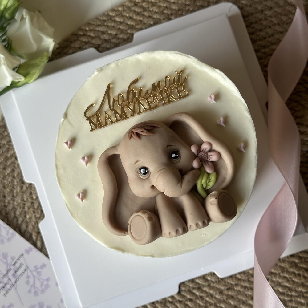 Бенто торт для мамы в стильном дизайне