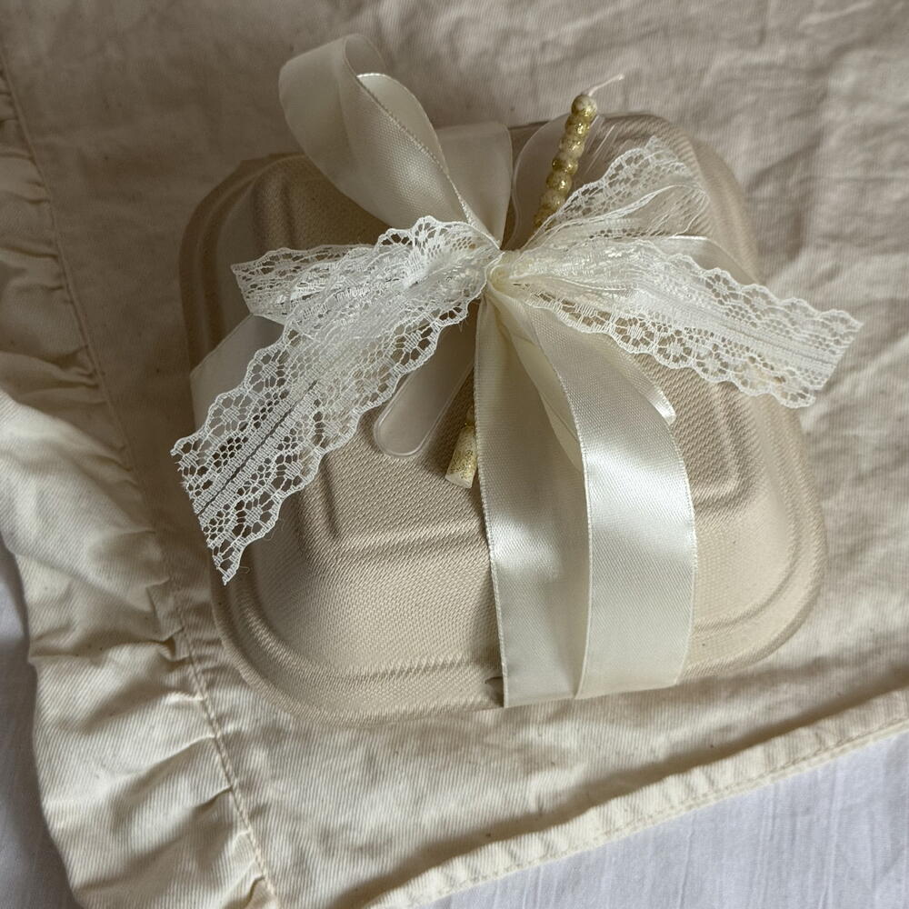 Бенто торт «для нас ты целый мир, мам» ко дню матери