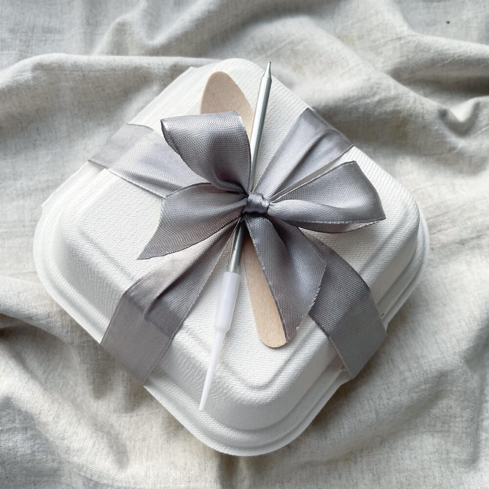 Бенто торт для невесты от подруг