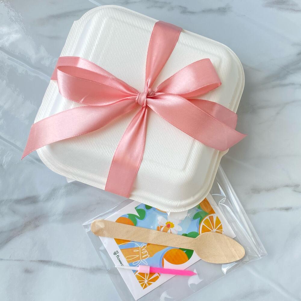 Бенто-торт для парня «я хотела купить бмв,но денег хватило только на тортик»