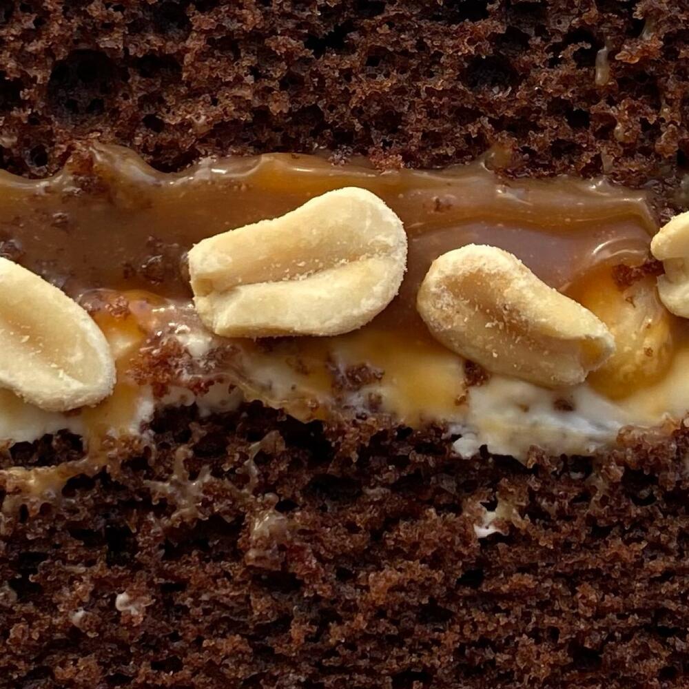 Бенто-торт для парня «я хотела купить бмв,но денег хватило только на тортик»