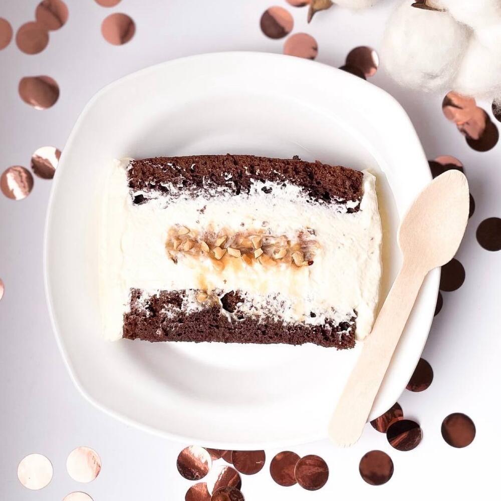 Бенто торт для подруги, друга «Торт свежий, а тебе 32»