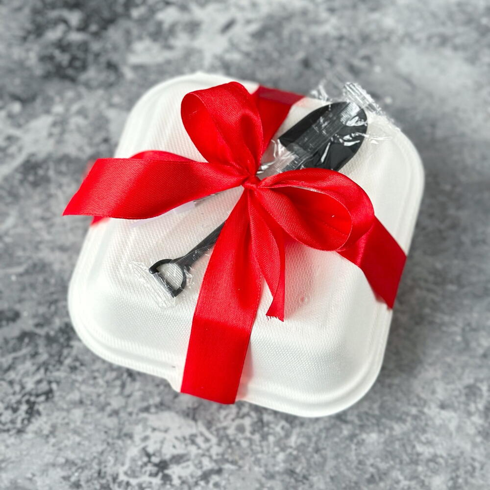 Бенто торт для влюбленных «хлебушек с колбаской»