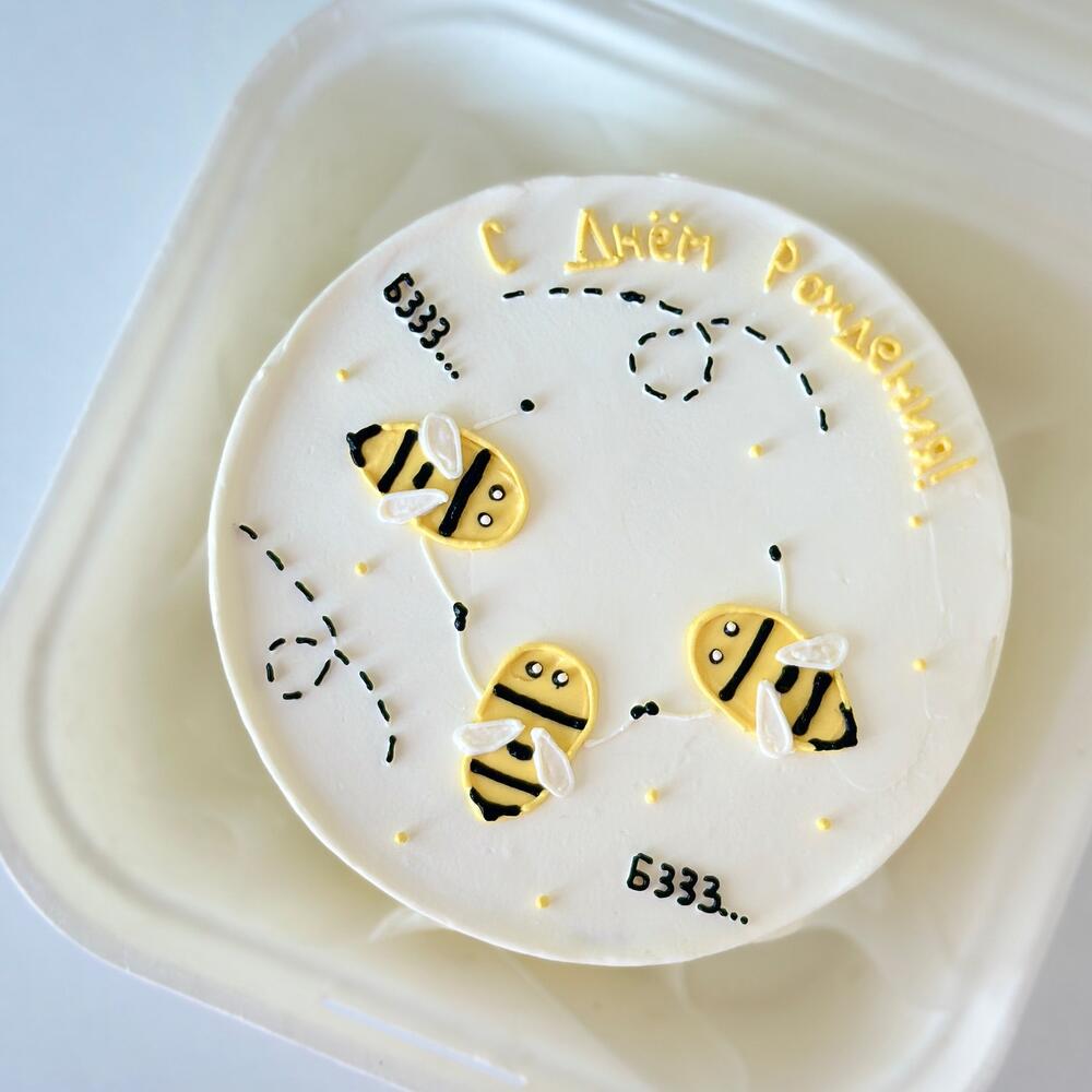 Бенто торт дочке сестре малышу ребенку маме бабушке с пчелками