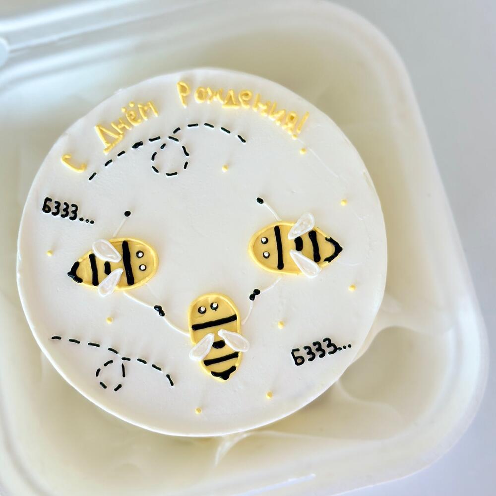 Бенто торт дочке сестре малышу ребенку маме бабушке с пчелками