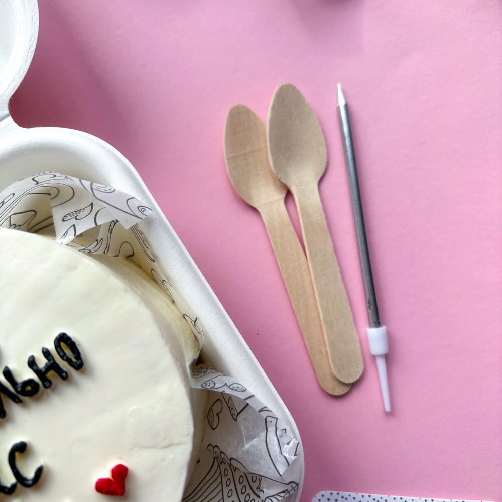 Бенто торт друзьям/жениху/невесте в день свадьбы "официально toxic family" прикольный