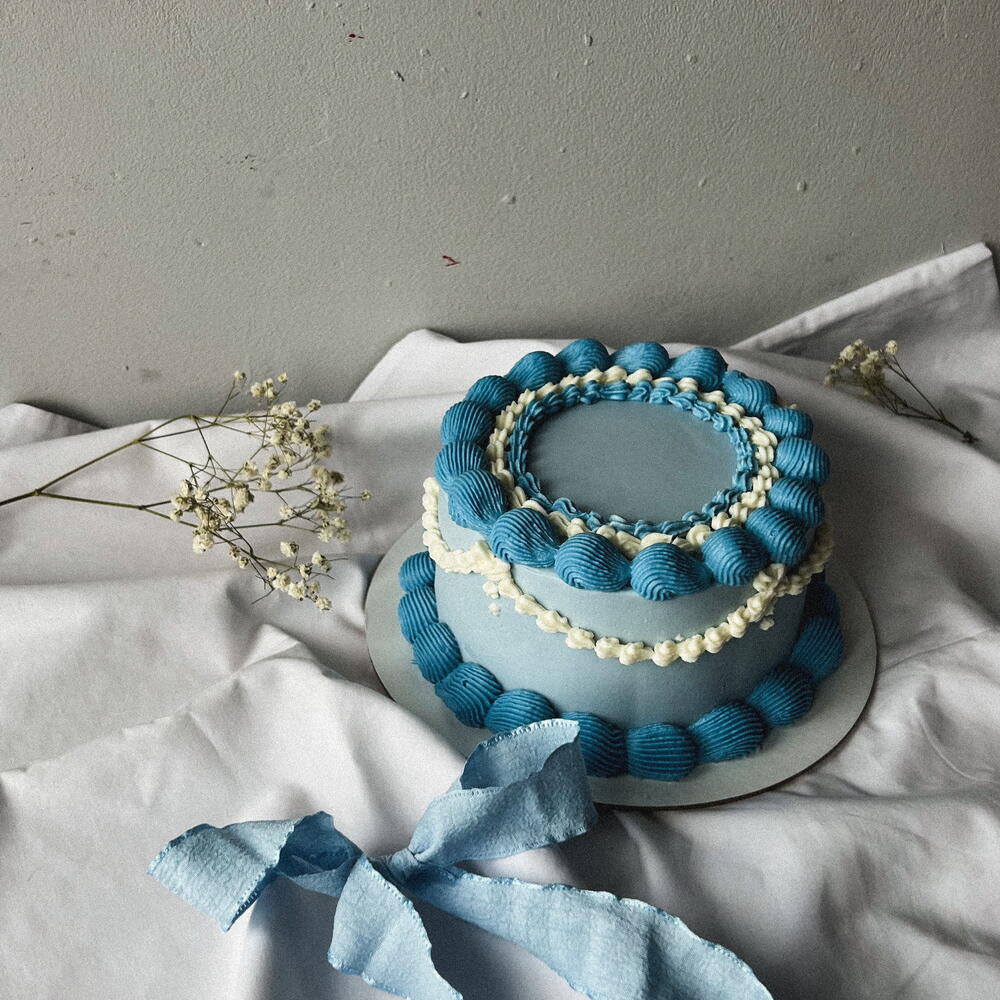 Бенто-торт голубой в стиле Ламбет