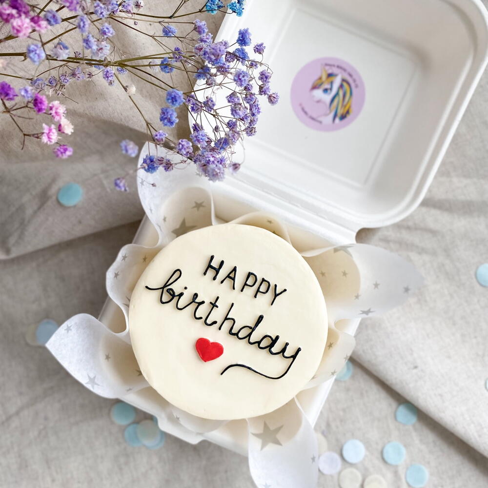 Бенто торт Happy Birthday и сердечком