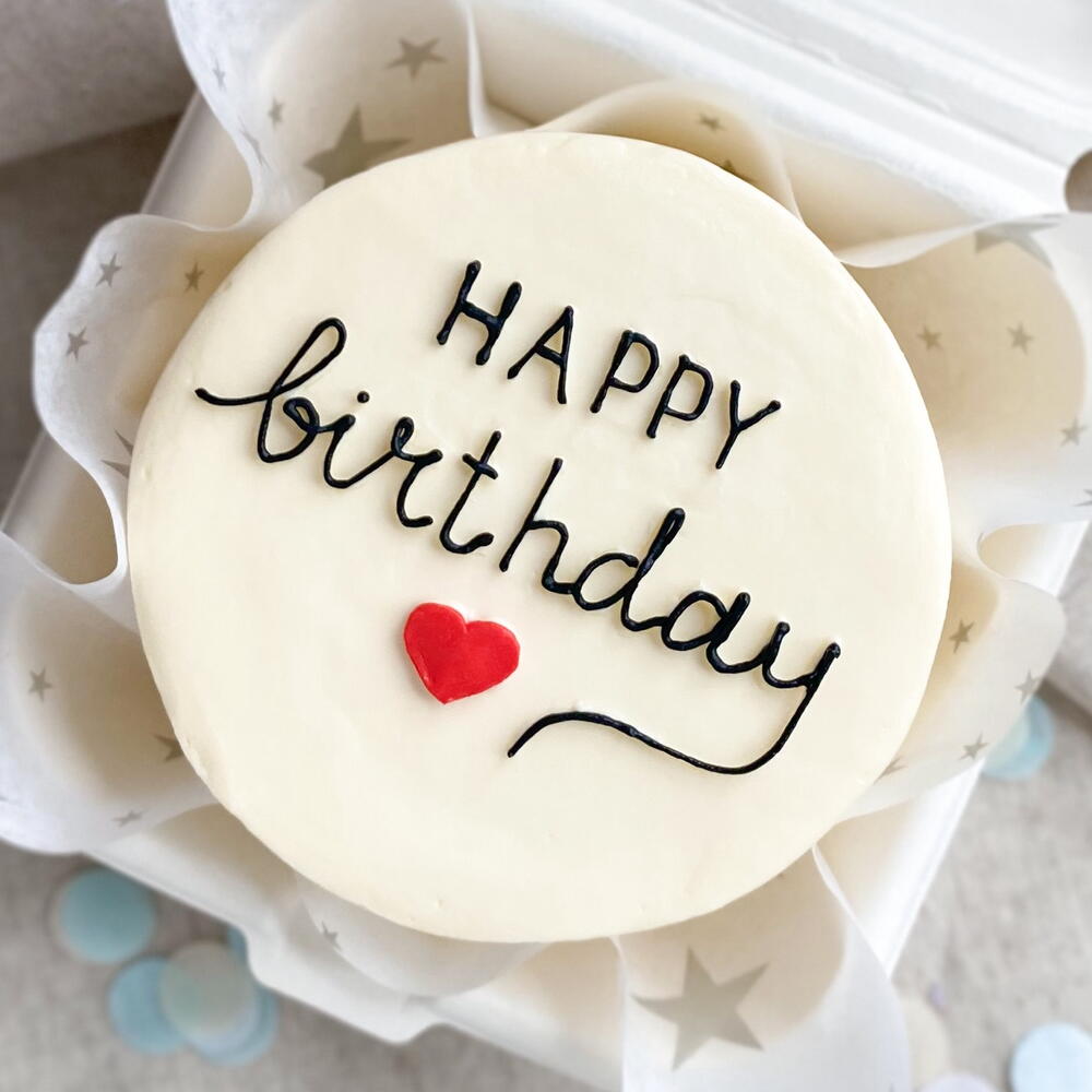 Бенто торт Happy Birthday и сердечком