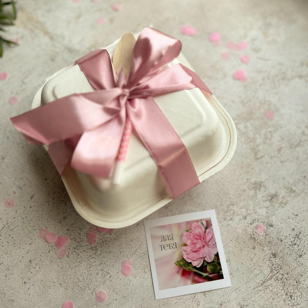 Бенто торт «happy birthday в подарок с сердечками