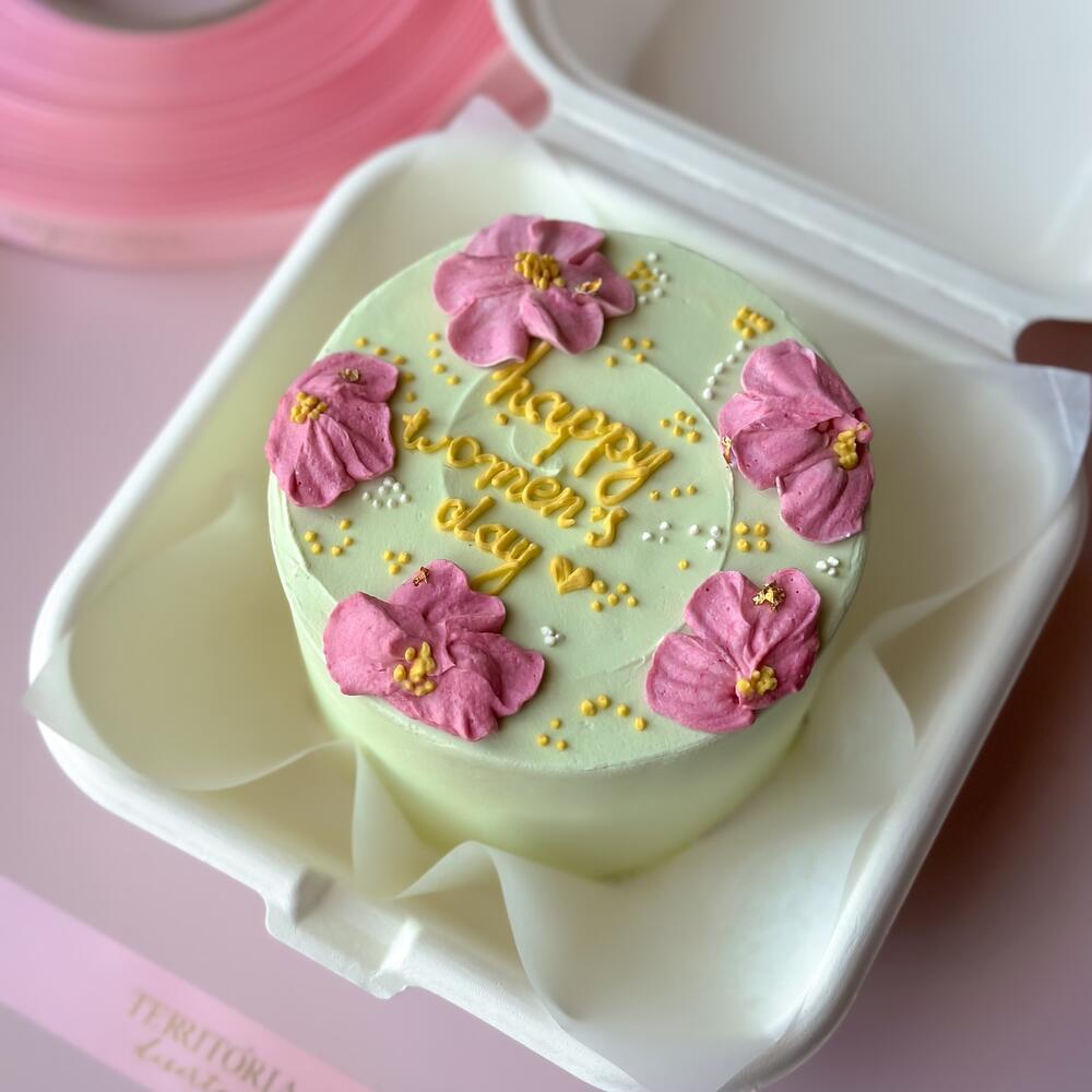 Бенто торт Happy women s day