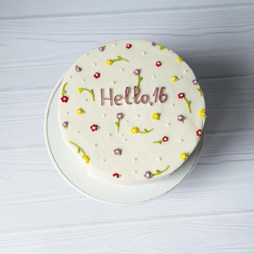 Бенто-торт «Hello, 16»