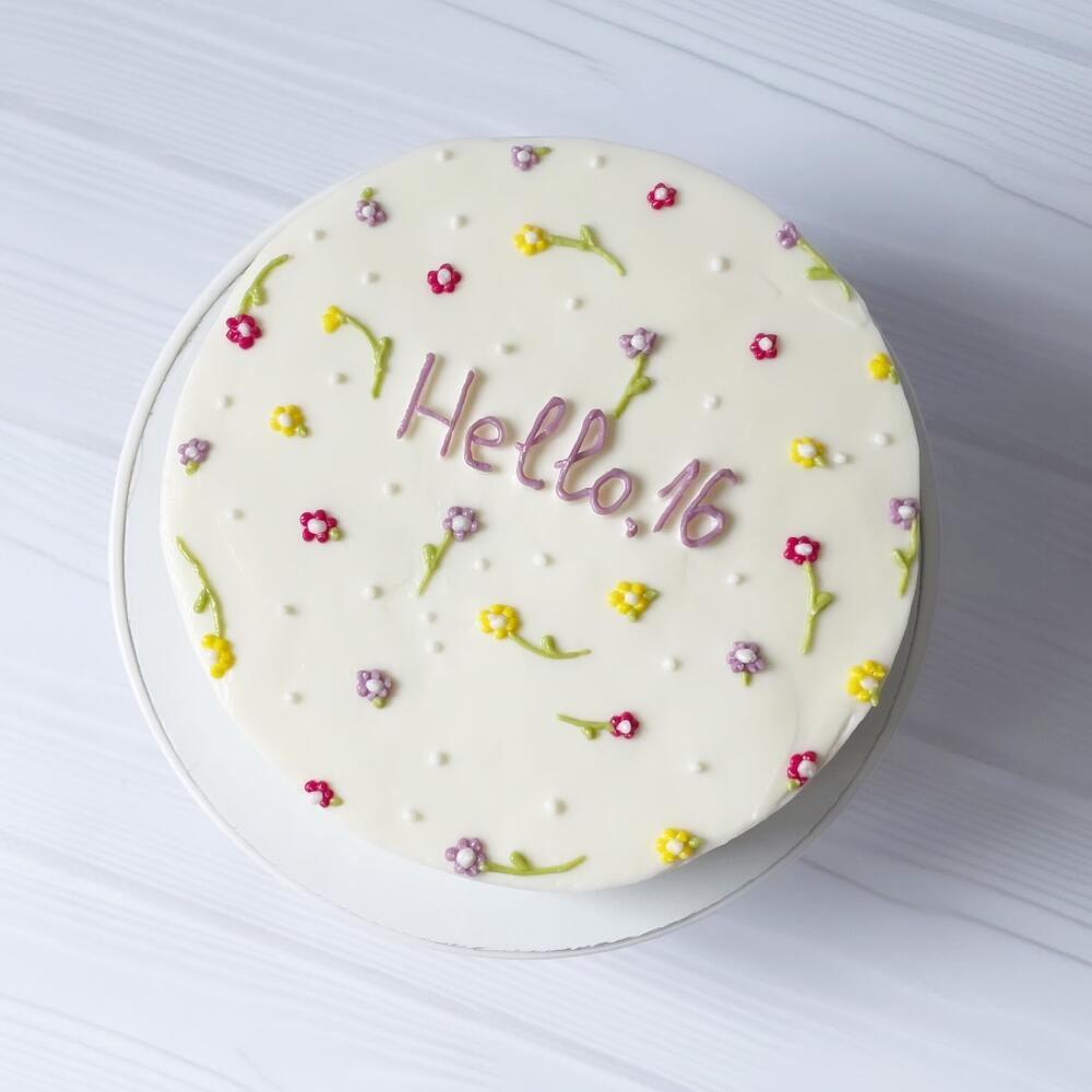 Бенто-торт «Hello, 16»
