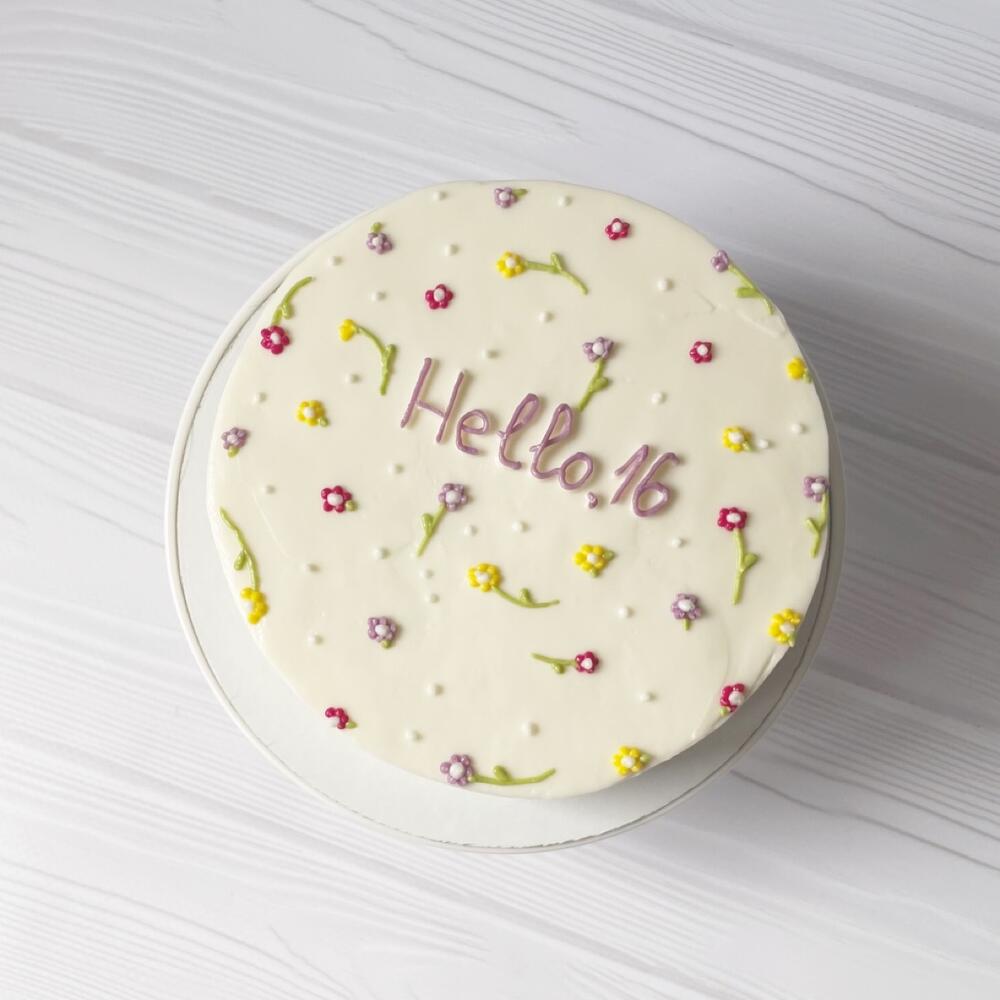 Бенто-торт «Hello, 16»
