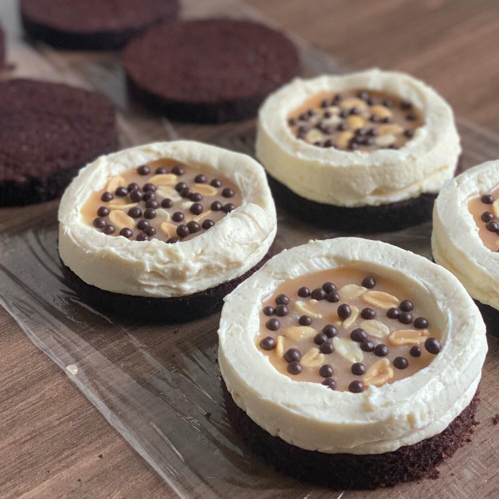 Бенто торт Хотела подарить мерседес