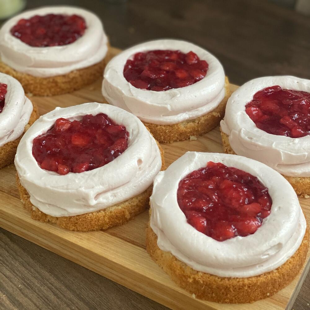 Бенто торт Хотела подарить мерседес