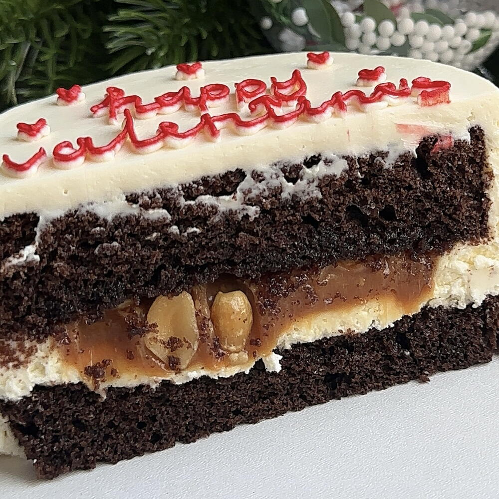 Бенто-торт хрустит безе, а не колени