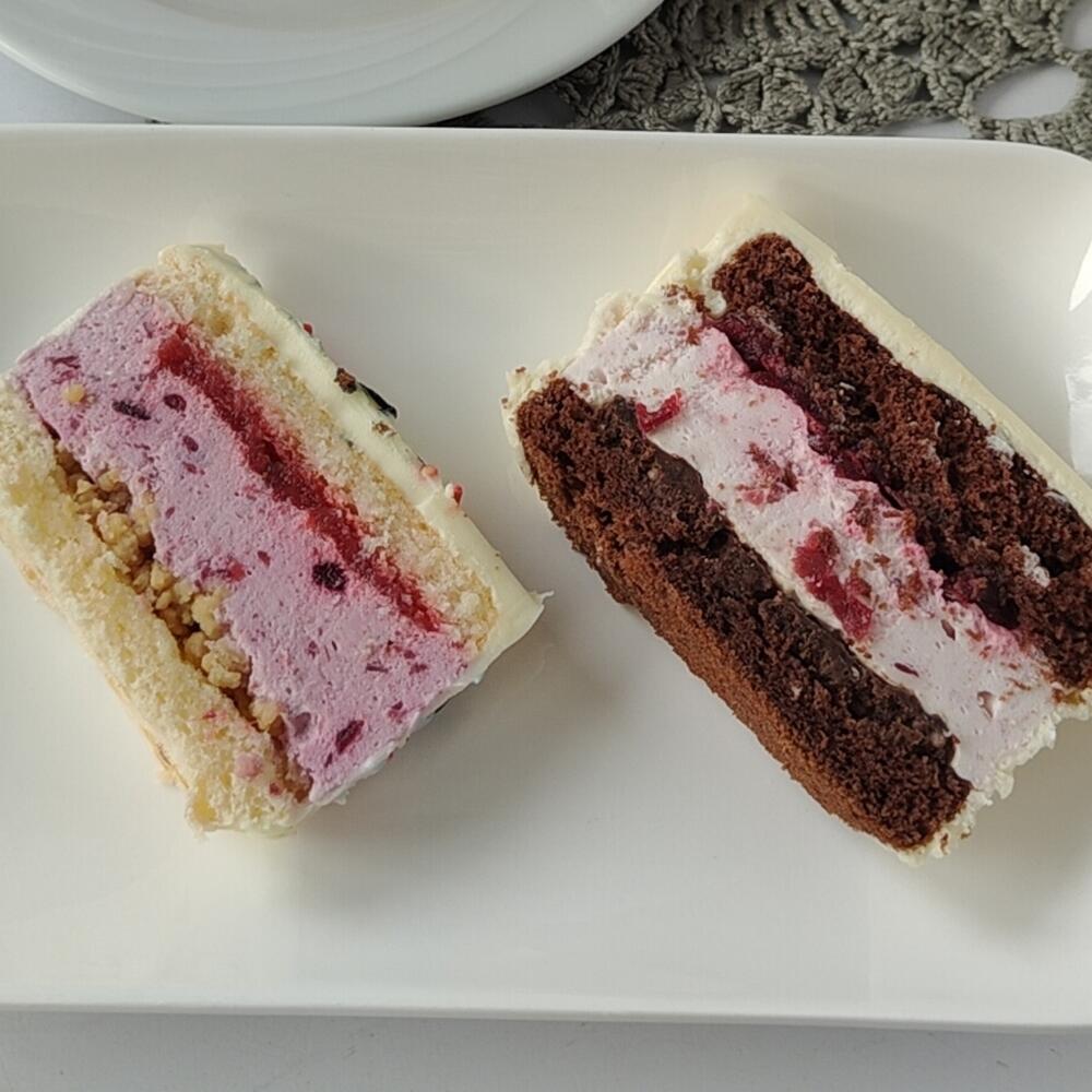 Бенто-торт и 2 капкейка С днём рождения happy birthday