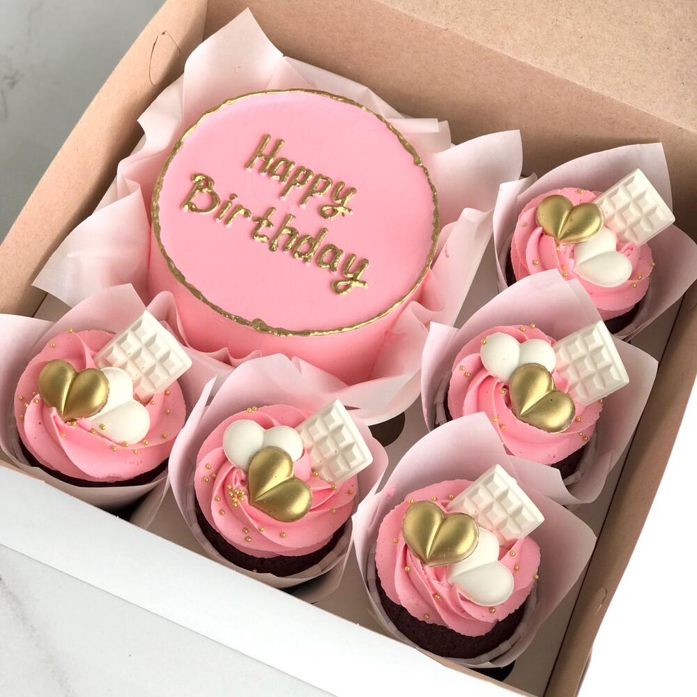 Бенто торт и капкейки для девушки на День Рождения