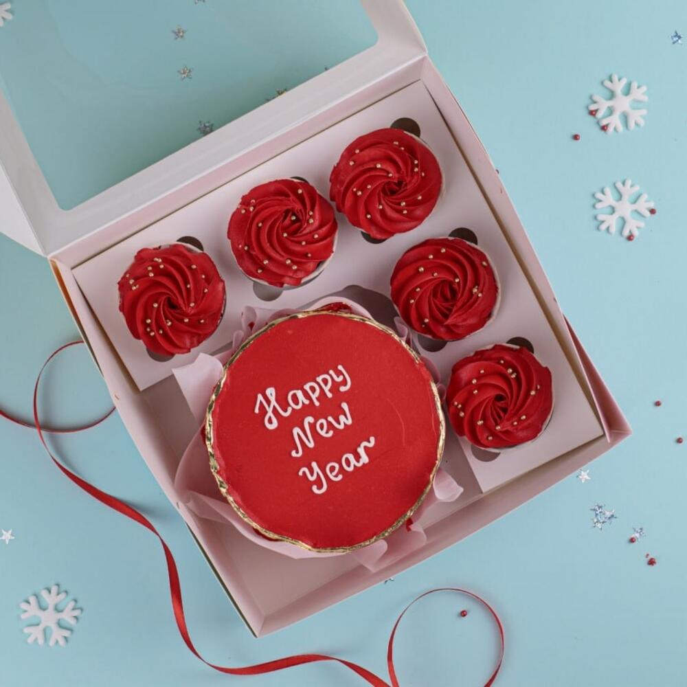 Бенто-торт и капкейки Happy New Year