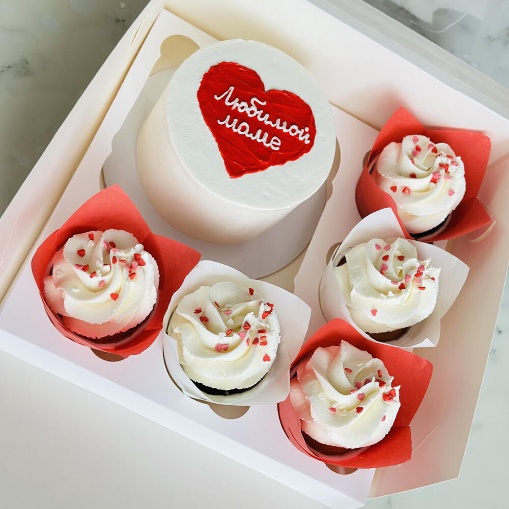 Бенто торт и капкейки маме 8 марта