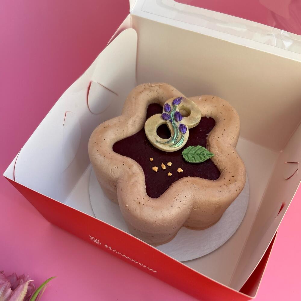 Бенто-торт из шоколадного мороженого