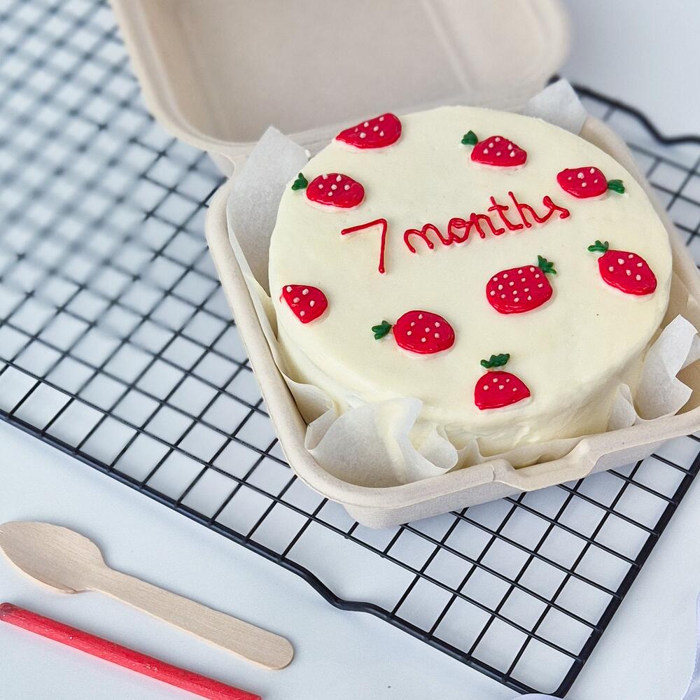 Бенто-торт клубничка