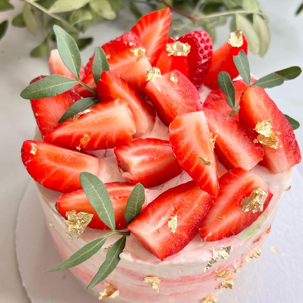 Бенто торт « клубничное облачко»