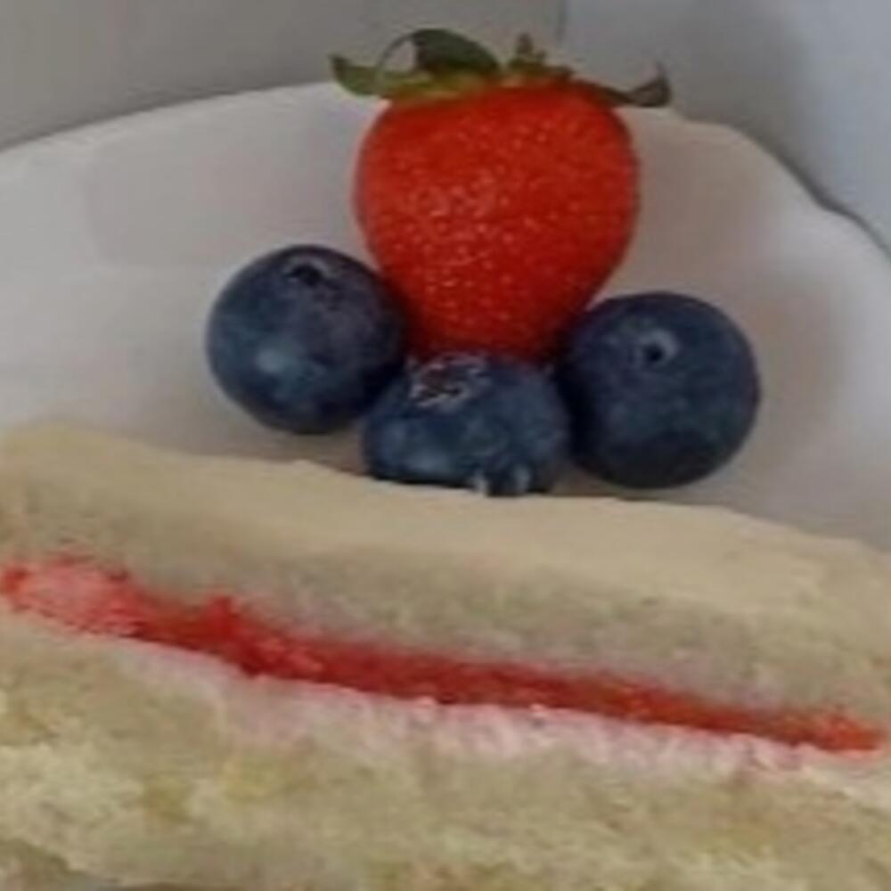 Бенто-торт "Клубничный лимонад"