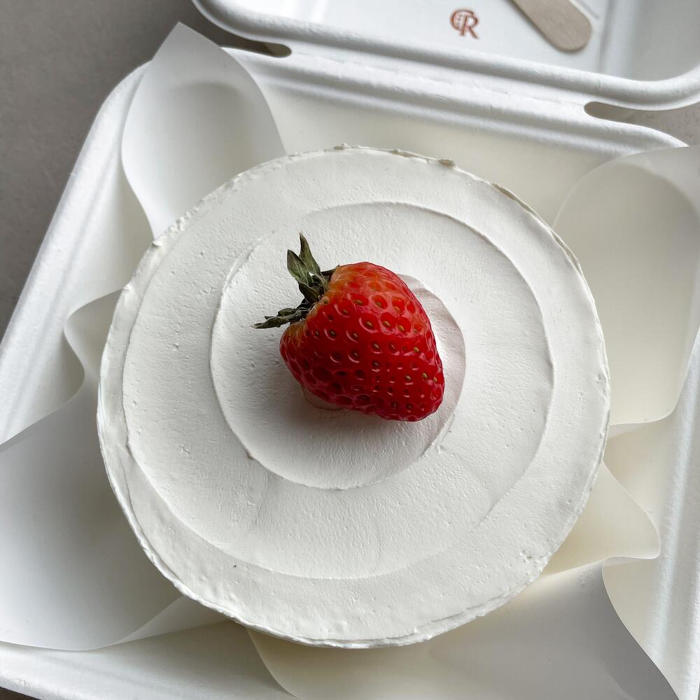 Бенто-торт «Клубника на сливках»